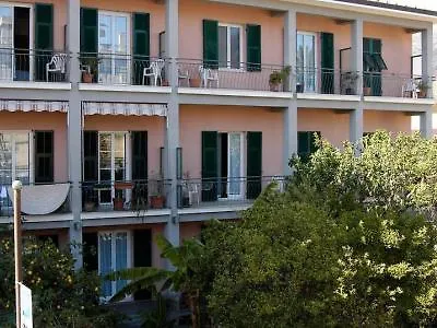 Baia Blu Ξενοδοχείο Αλάσιο