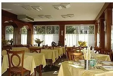 Baia Blu ألاسيو