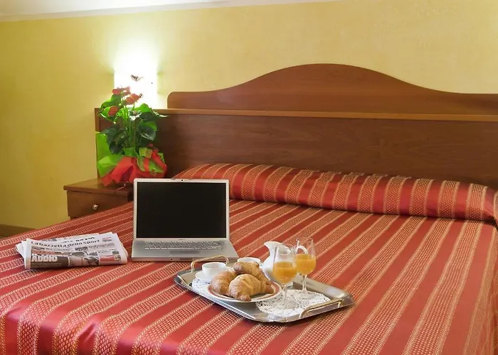 ホテル Baia Blu 3*