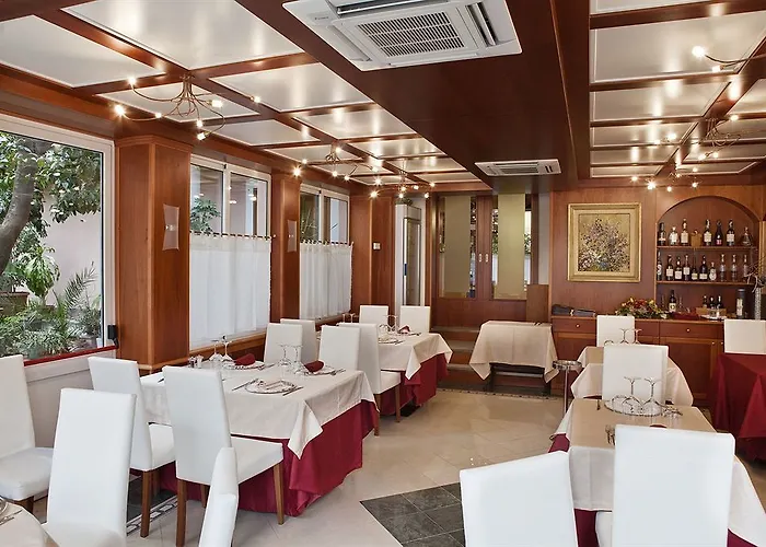 ホテル Baia Blu 3*