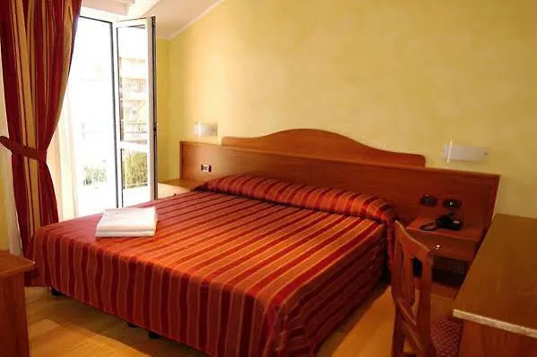 Baia Blu ホテル アラッシオ